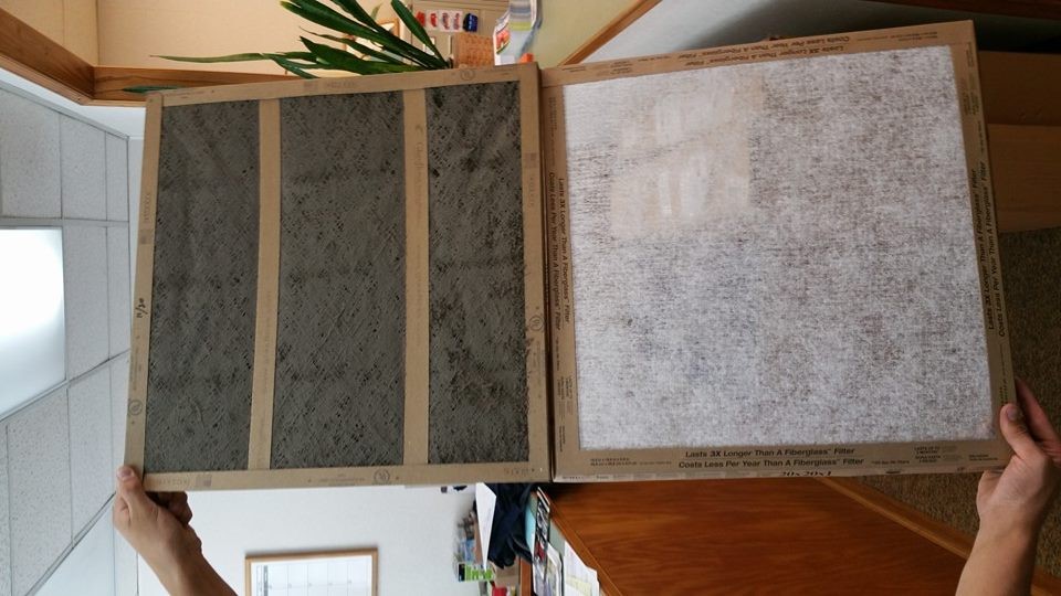 Dirty air filter on the left, clean air filter on the right 